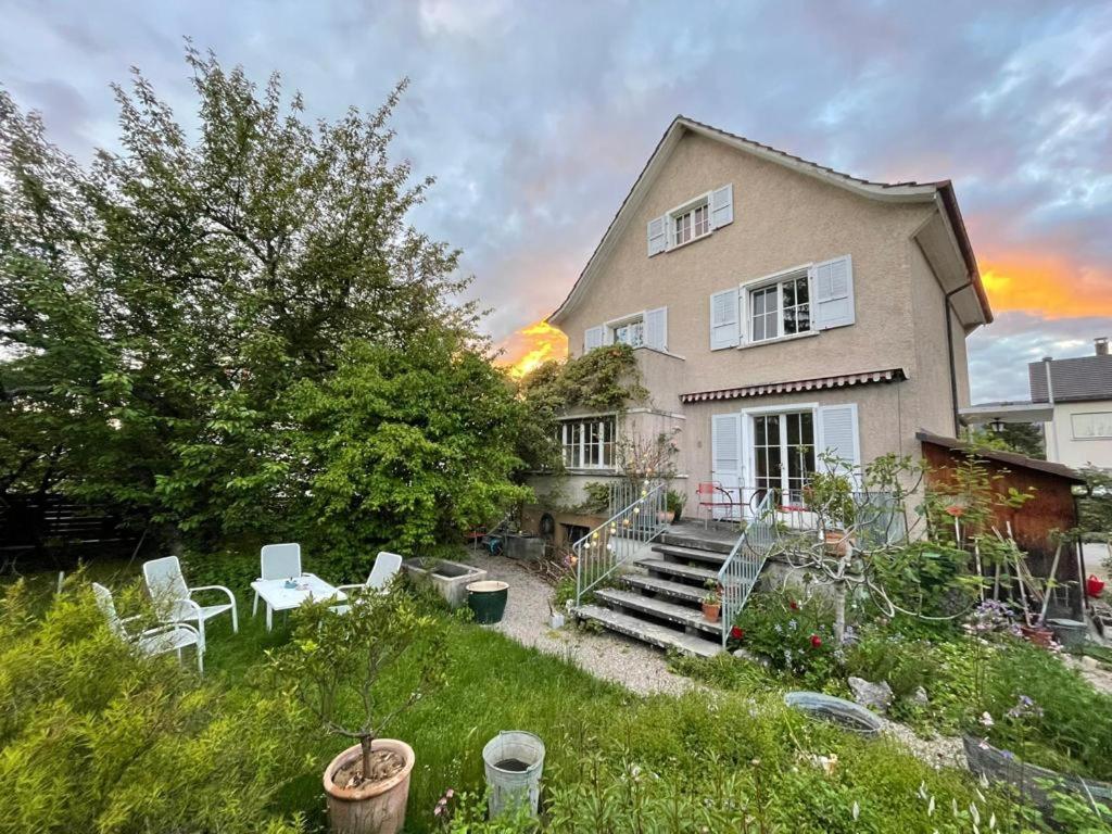 Au Jardin Bed & Breakfast Zuchwil Exterior photo